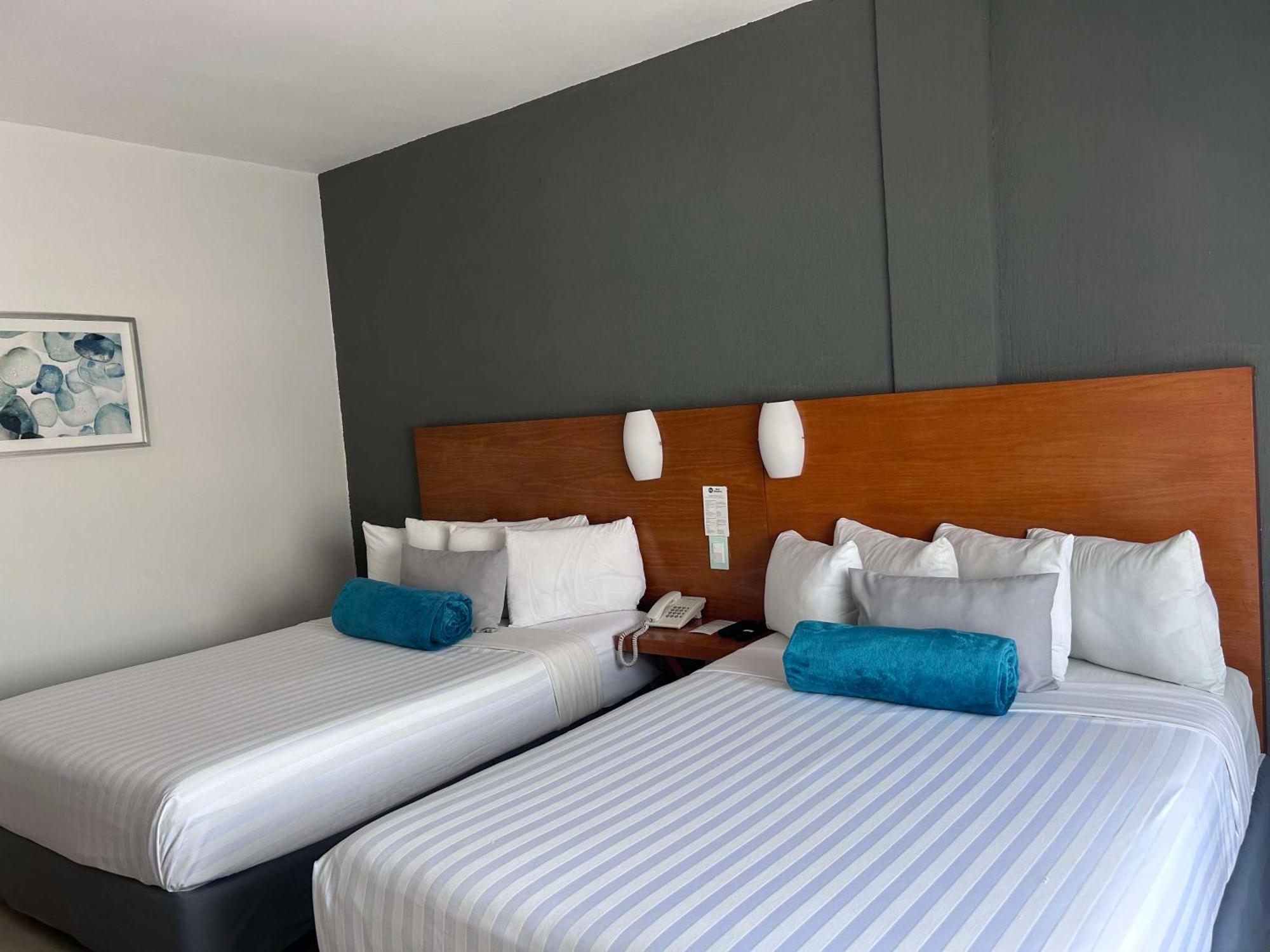 Gran Plaza Hotel 4*